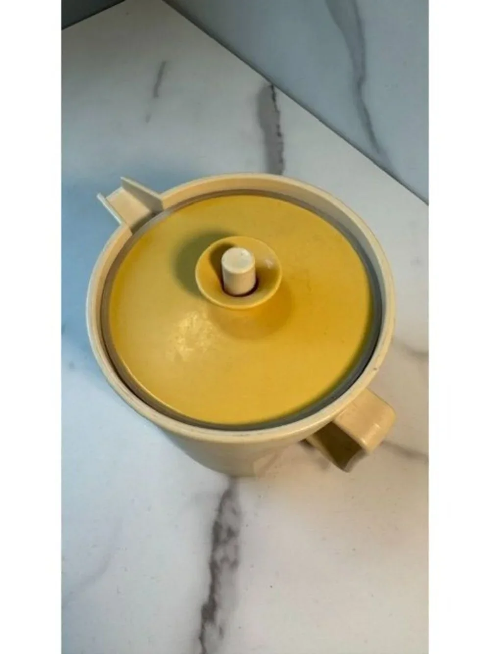Tupperware creamer-vintage